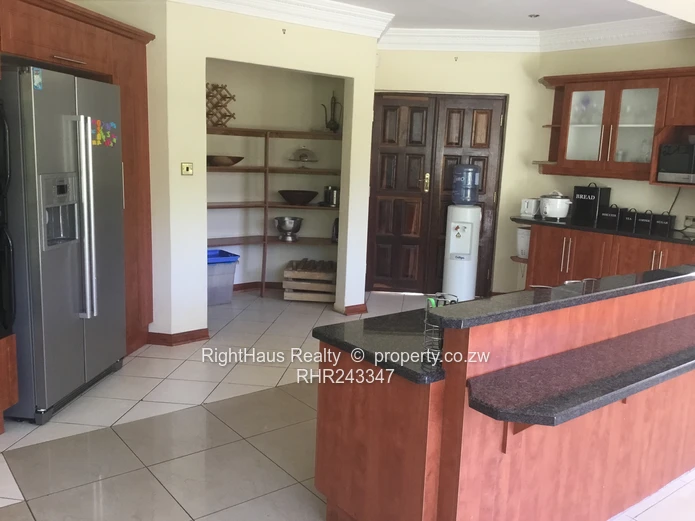 An Elegant 5 bedroom house-Borrowdale rd